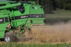 自走式农用大豆收割机